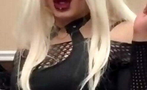 Chrissy Cocoabutter crossdressing drag queen slut webcams